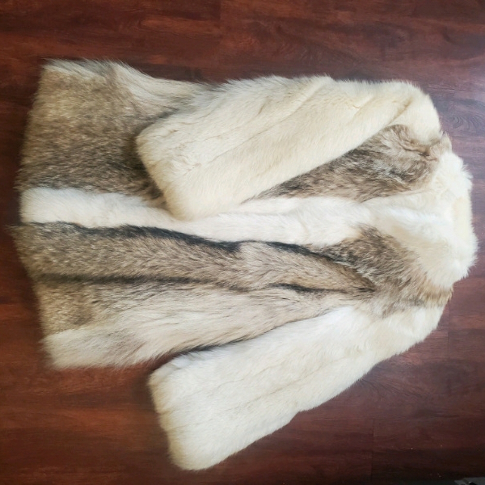 Real Fur Coat - Picture 2 of 6